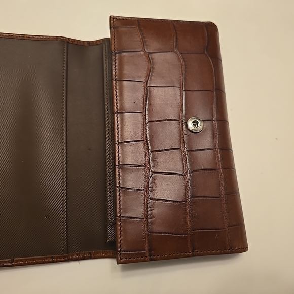Dooney & Bourke Brown Crocodile Embossed Wallet - Picture 6 of 16
